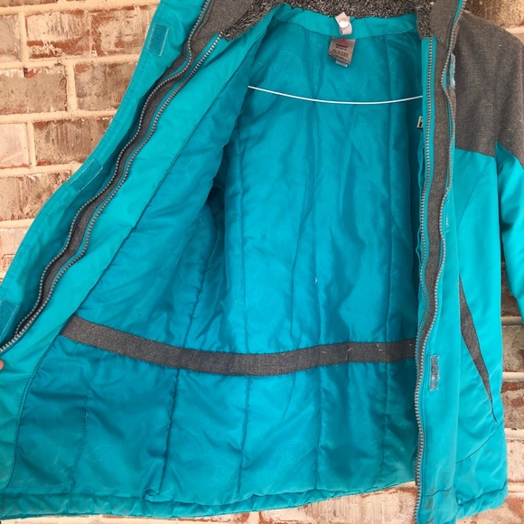 Gerry CO Girls Winter Coat With Fleece Hood 10/12 - Picture 6 of 10